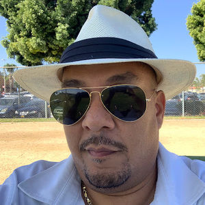 Meet your Posher, Warren